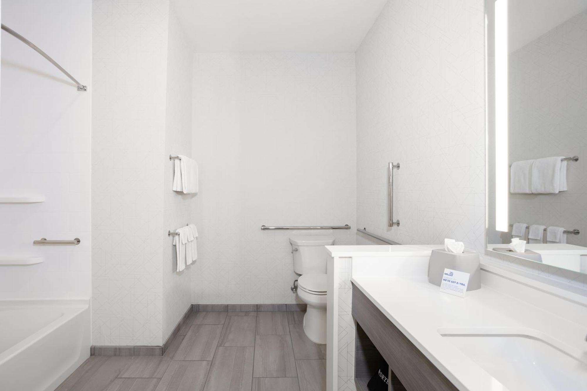 Holiday Inn Express Hotel & Suites Sanford By Ihg Eksteriør billede