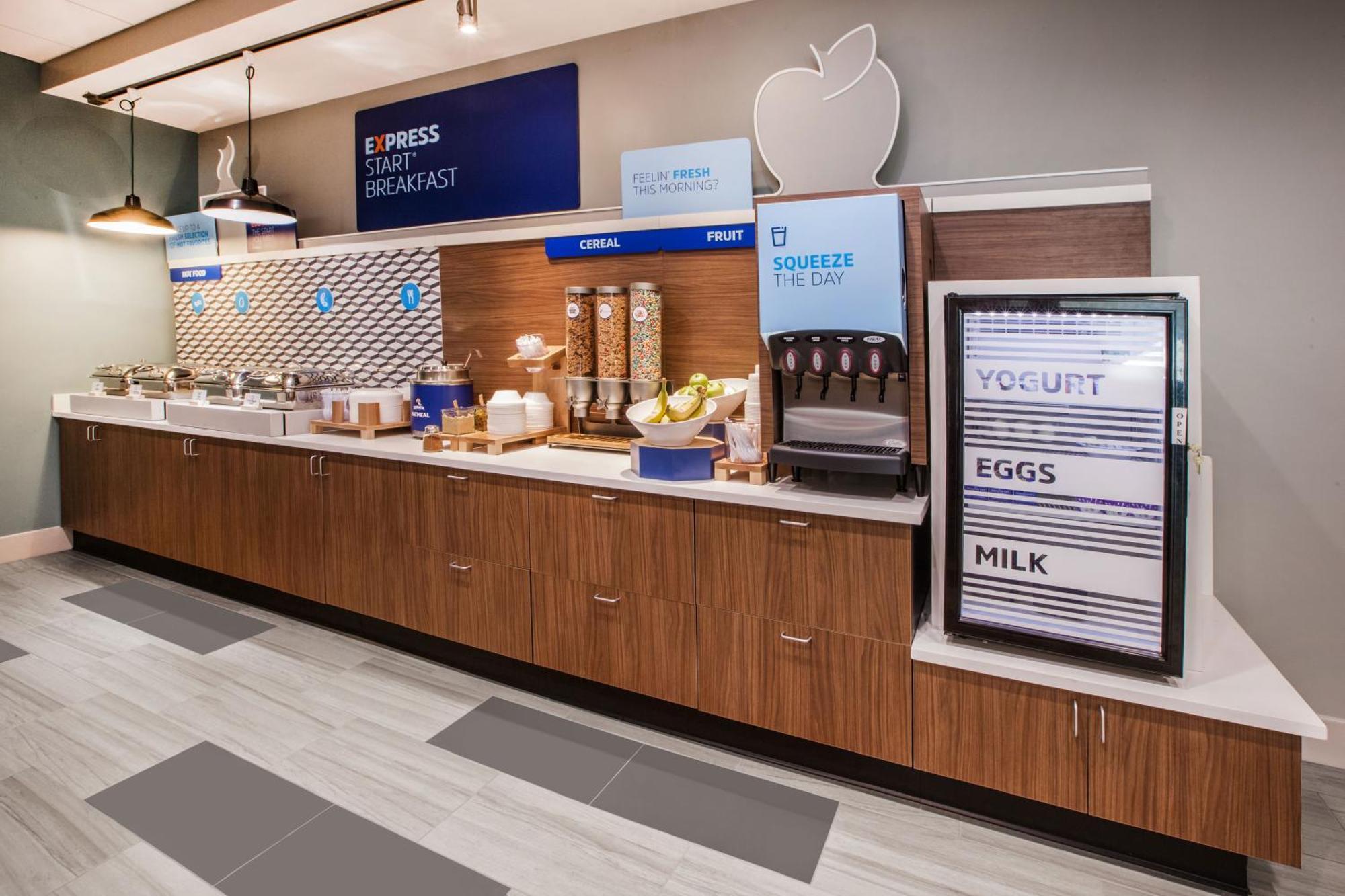 Holiday Inn Express Hotel & Suites Sanford By Ihg Eksteriør billede