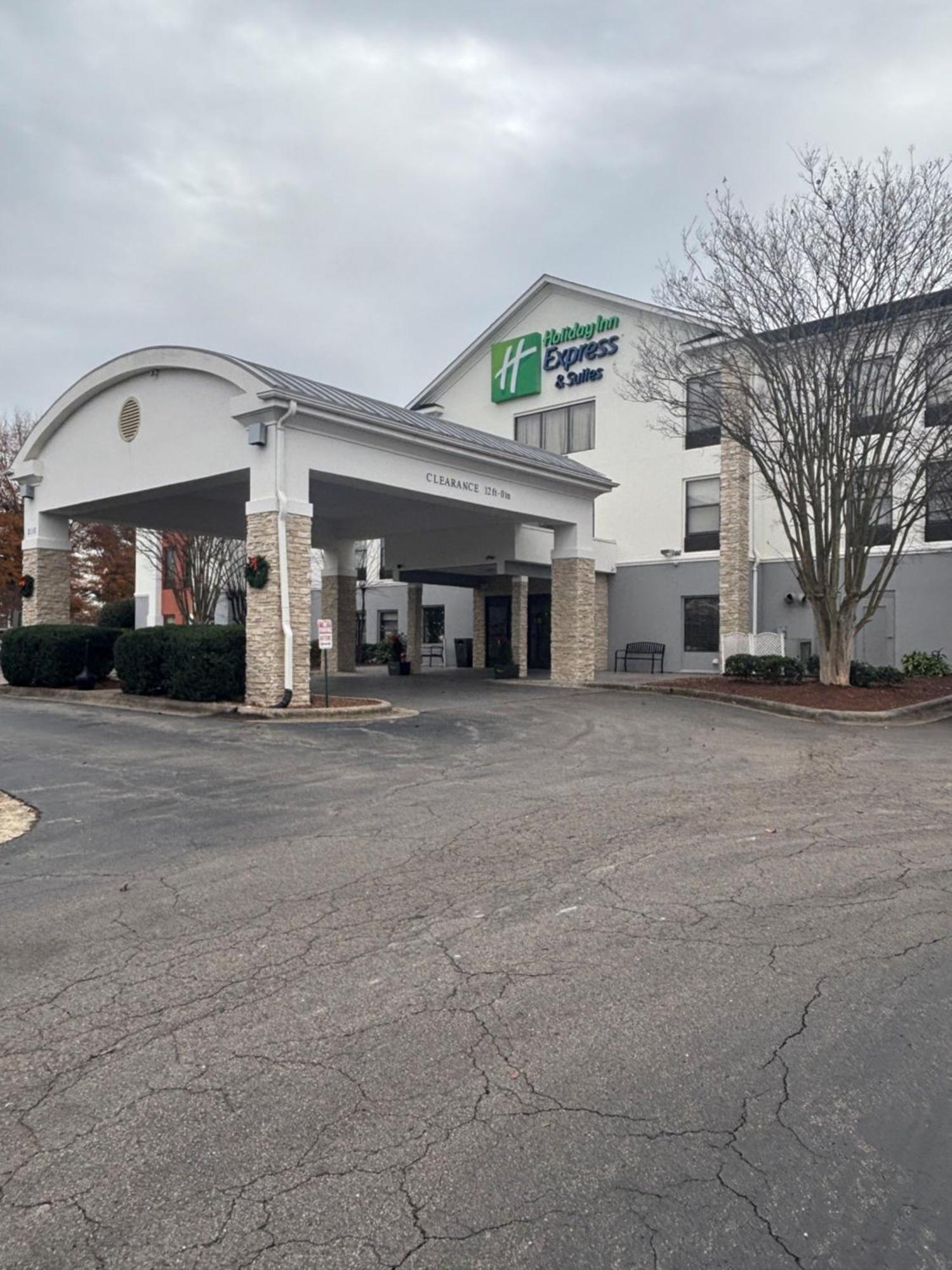 Holiday Inn Express Hotel & Suites Sanford By Ihg Eksteriør billede
