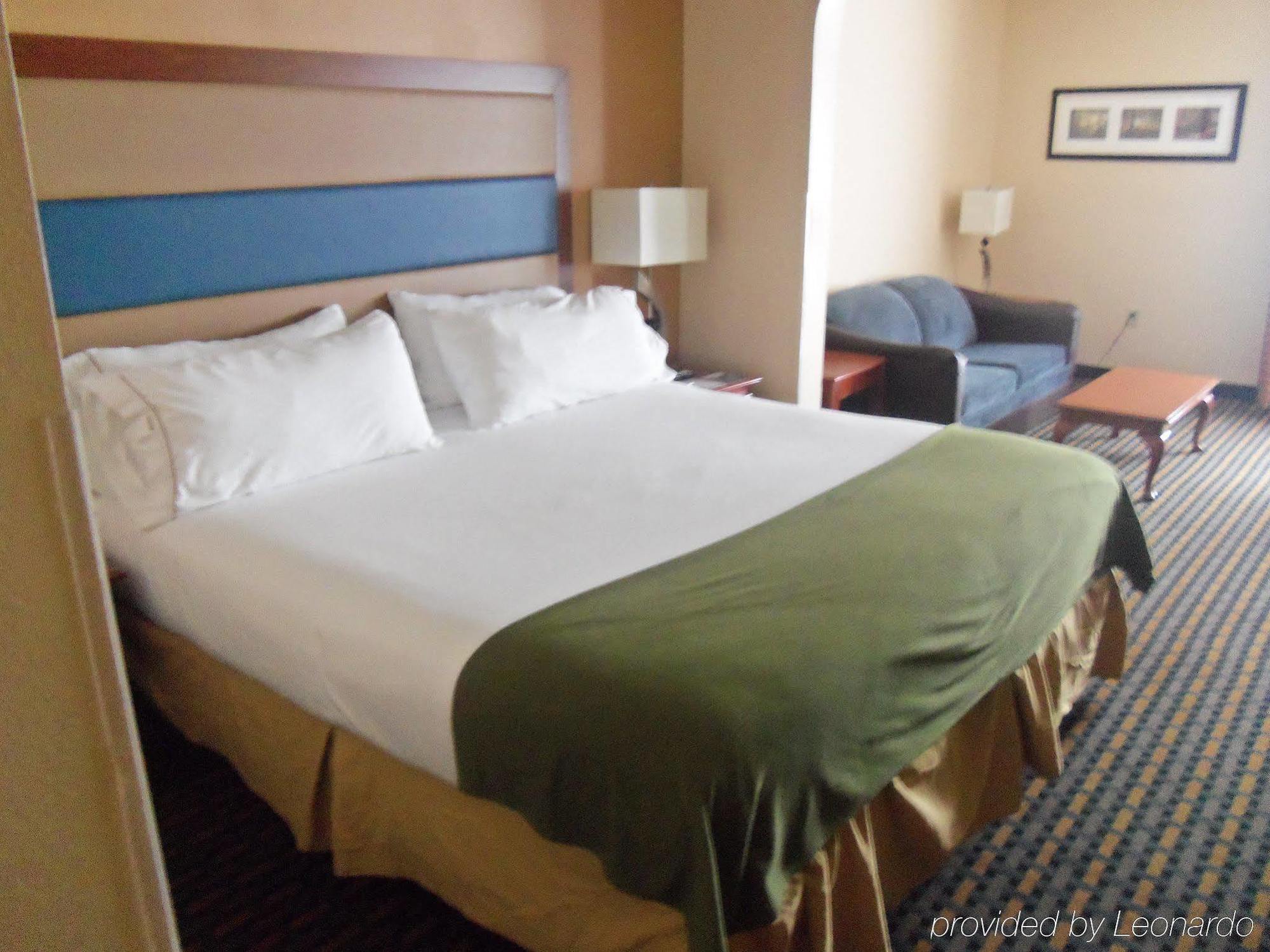 Holiday Inn Express Hotel & Suites Sanford By Ihg Eksteriør billede