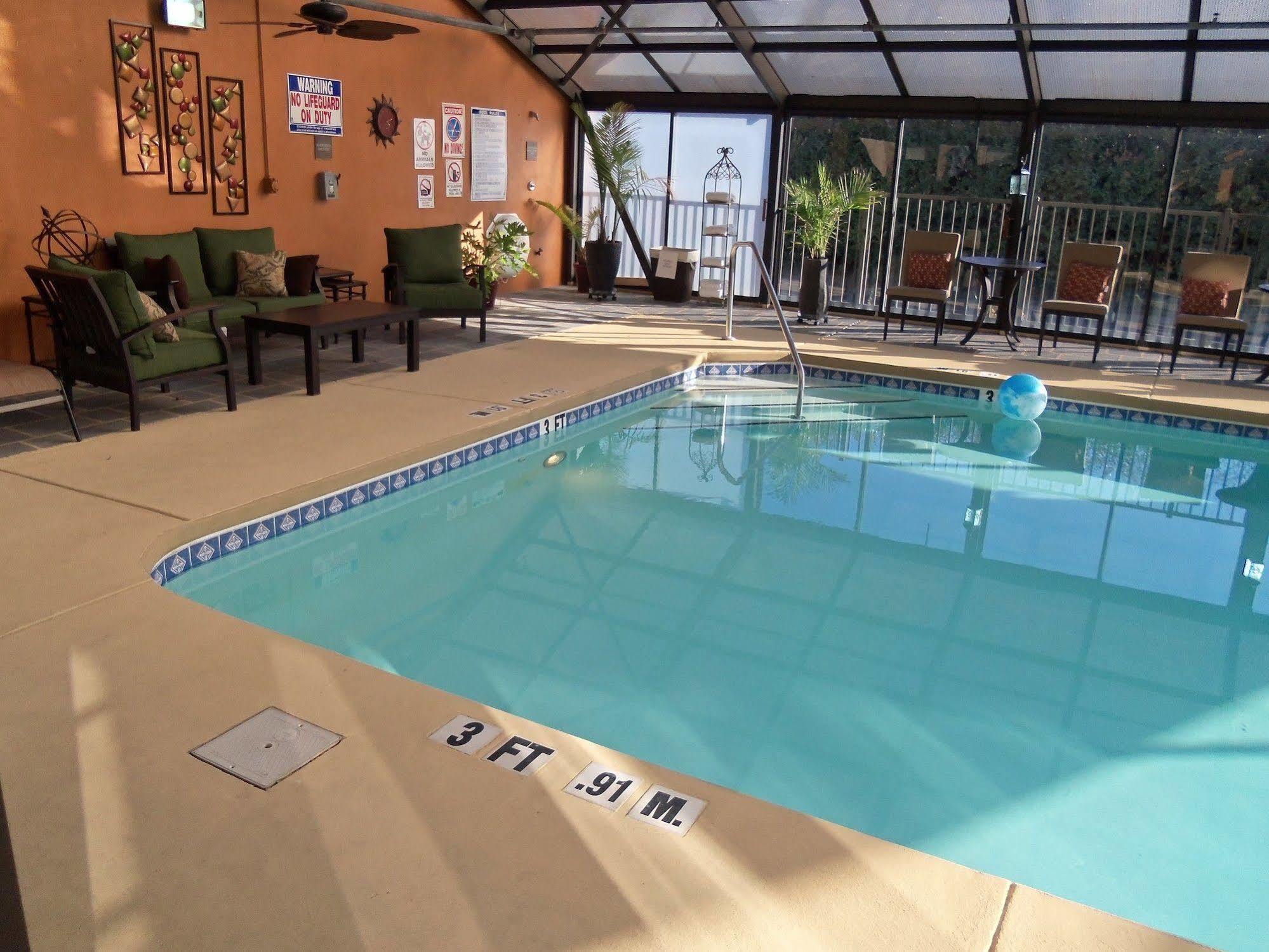 Holiday Inn Express Hotel & Suites Sanford By Ihg Eksteriør billede